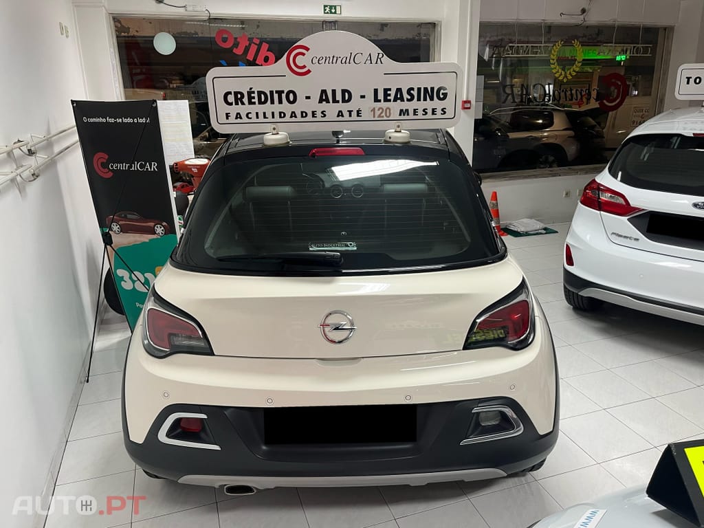 Opel Adam 1.0 T Rocks