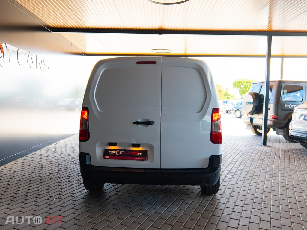 Peugeot Partner 1.5 BlueHDi Premium Standard