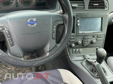 Volvo V70 D5 Nivel 2