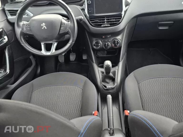 Peugeot 208 1.2 PureTech Style