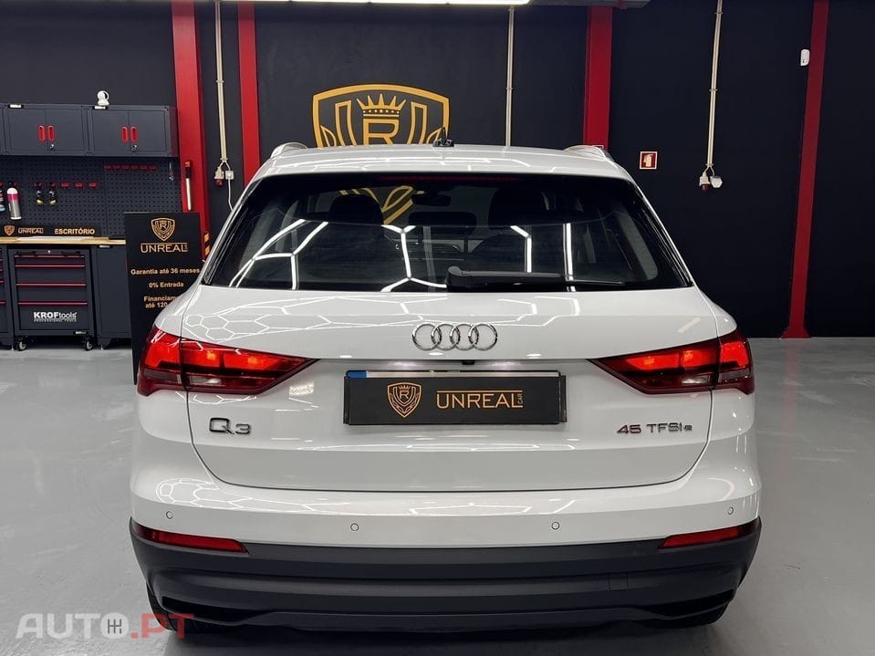 Audi Q3 45 TFSIe S tronic