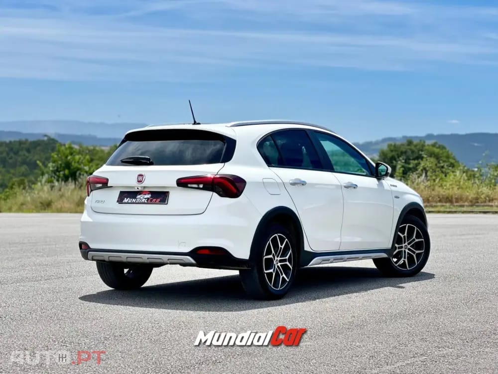 Fiat Tipo 1.3 Multijet Cross