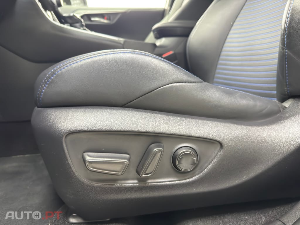 Toyota RAV4 HDF Square Collection