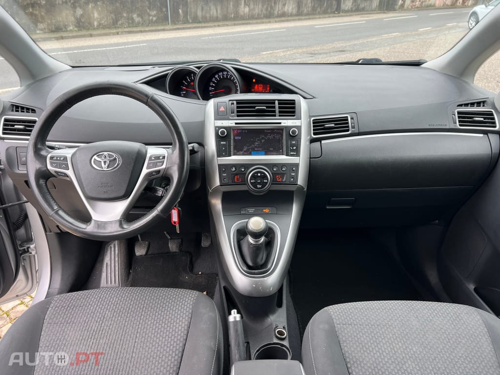 Toyota Verso 2.0 D-4D Comfort