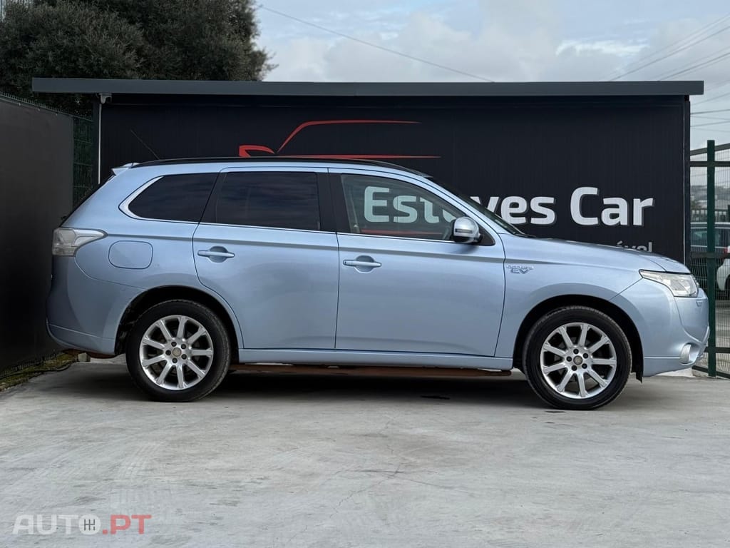 Mitsubishi Outlander 2.0 Instyle