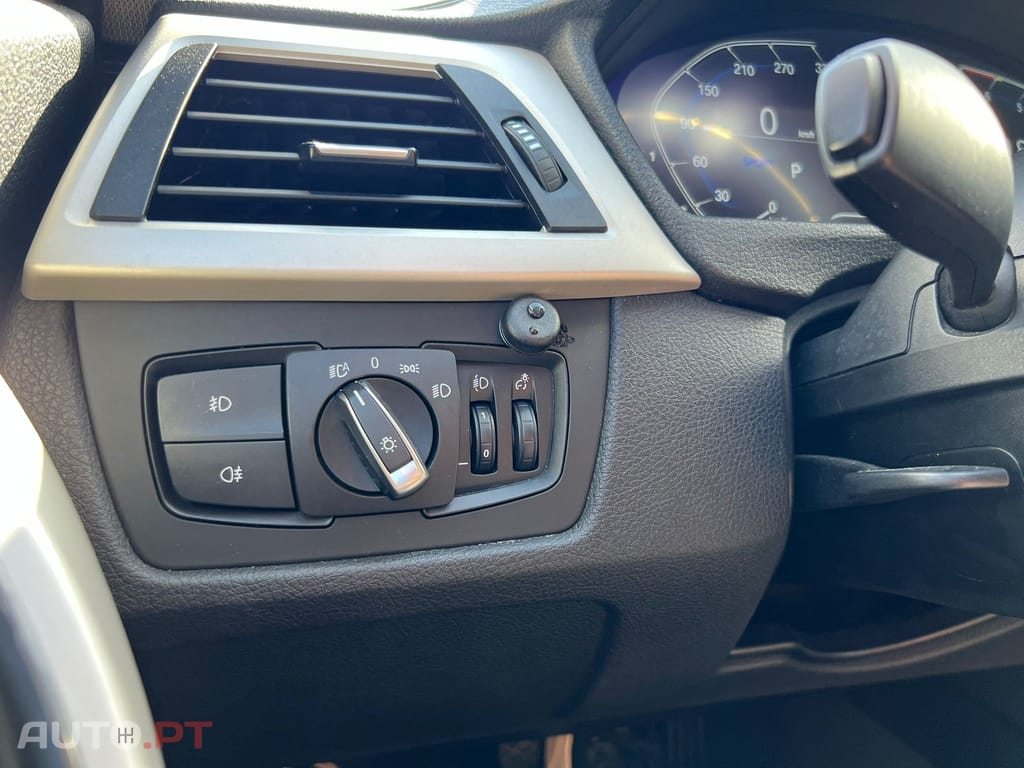 BMW 320 d Touring Auto