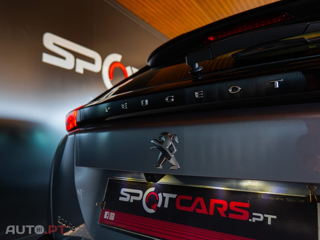 Peugeot 2008 1.2 PureTech GT