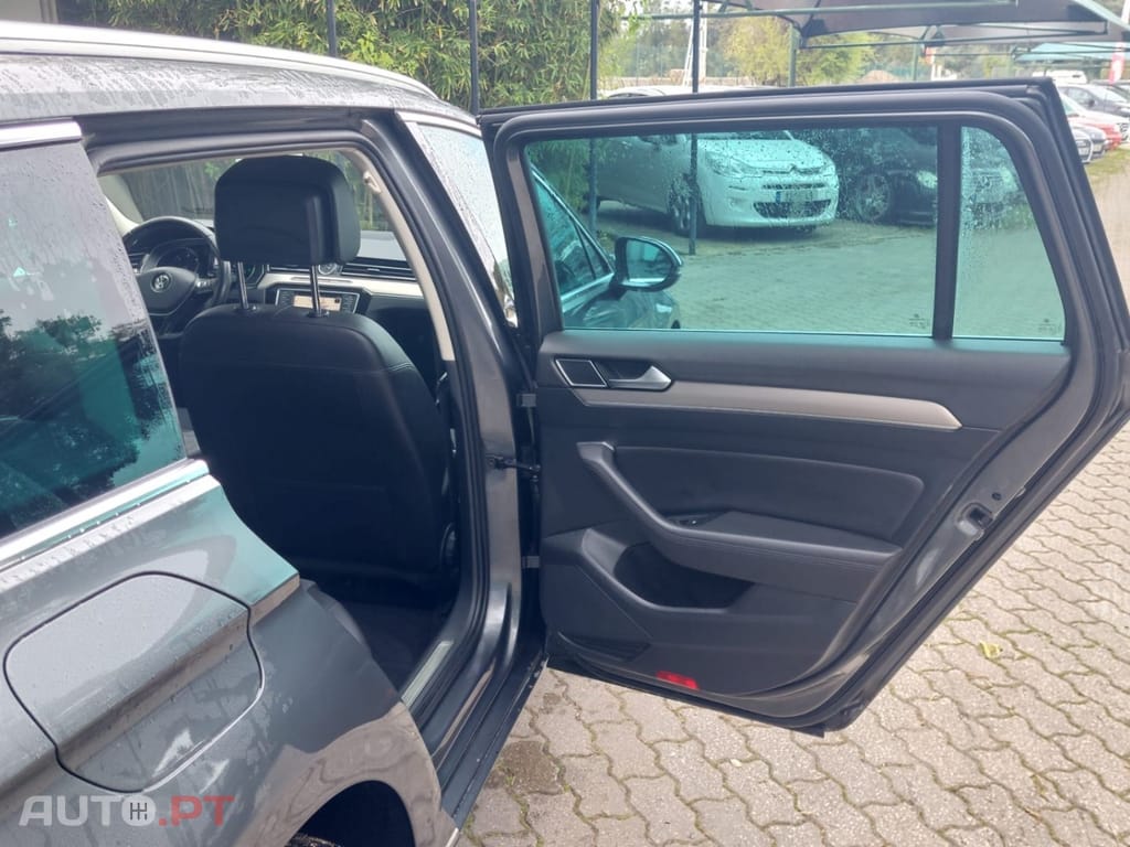 Volkswagen Passat Variant 2.0 TDi Highline DSG