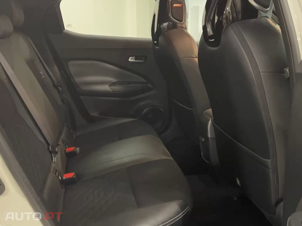 Nissan Juke 1.0 DIG-T N-Design C.Two Tone B.DCT