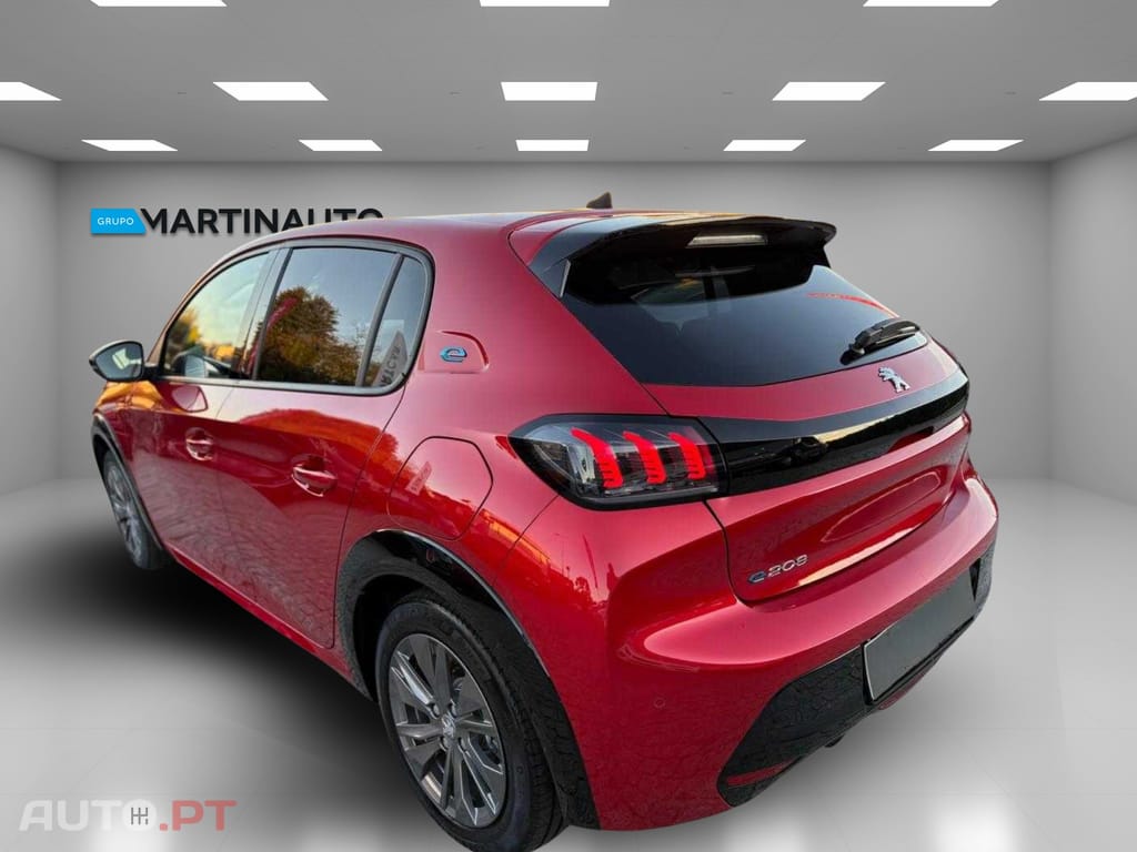 Peugeot E-208 50 kWh Allure Pack