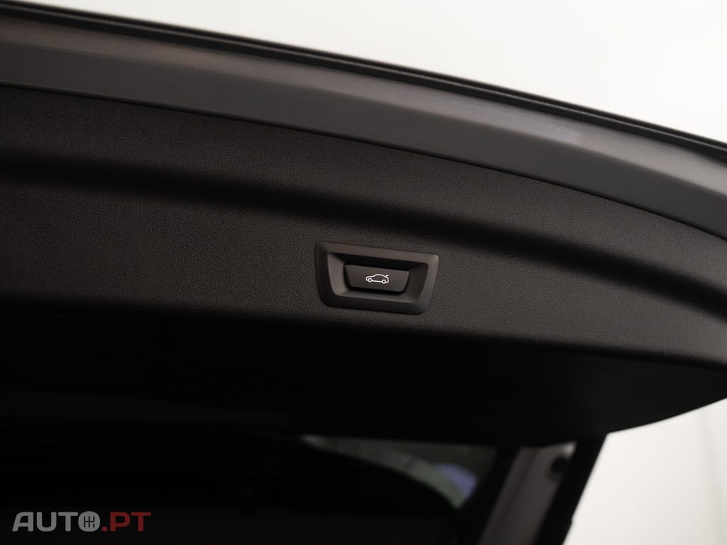 BMW X1 xDrive25e Pack Desportivo M