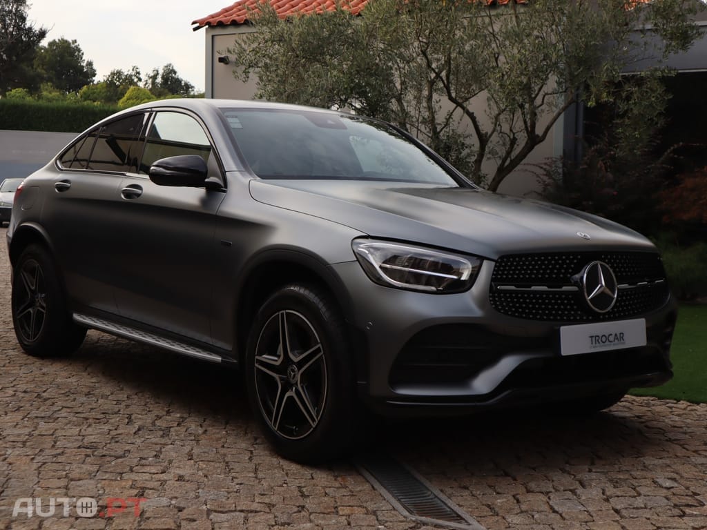 Mercedes-Benz GLC 300 de Coupe 4Matic 9G-TRONIC AMG Line