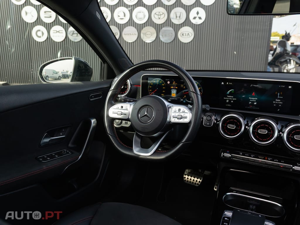 Mercedes-Benz A 35 AMG 4Matic Speedshift DCT 7G