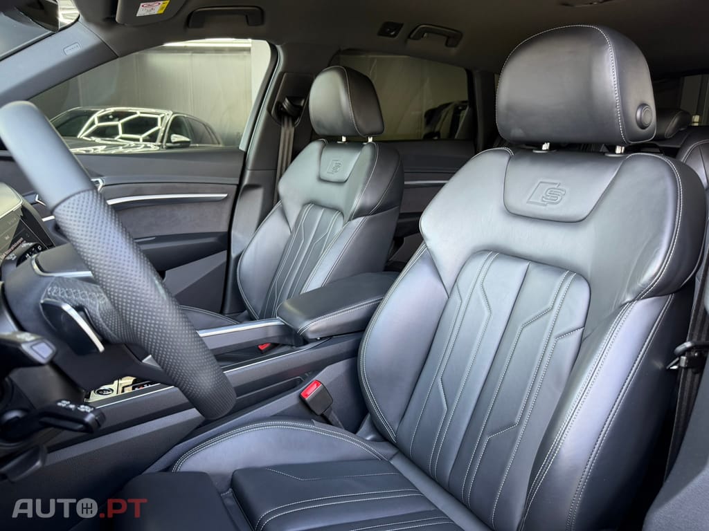 Audi Q8 E-Tron 50 quattro S line