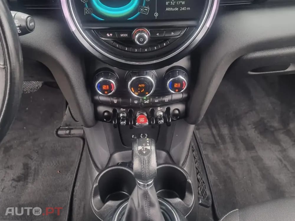 MINI Cooper Cooper D Auto