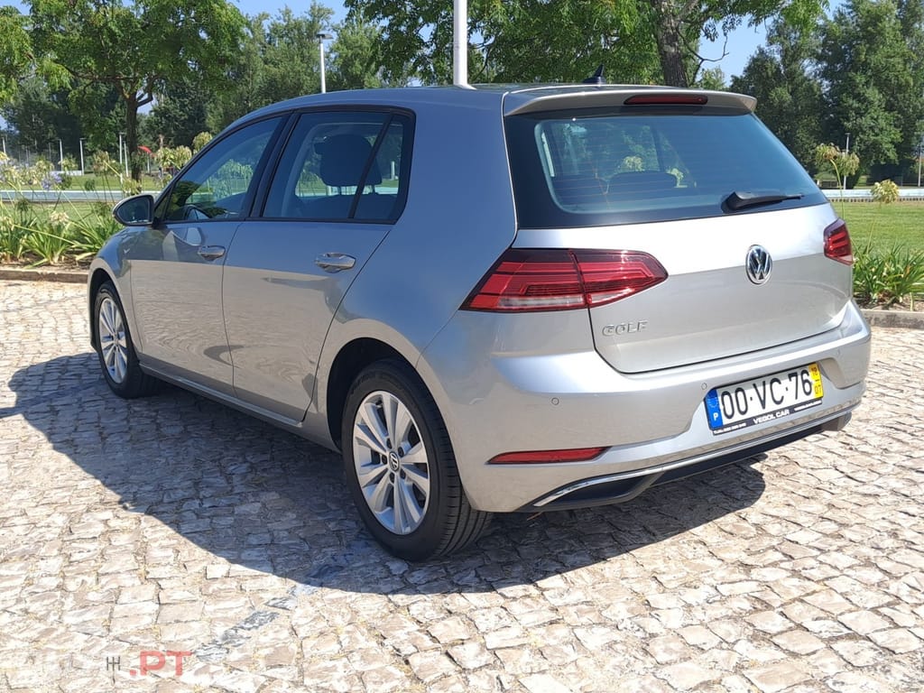 Volkswagen Golf 1.6 TDi Confortline