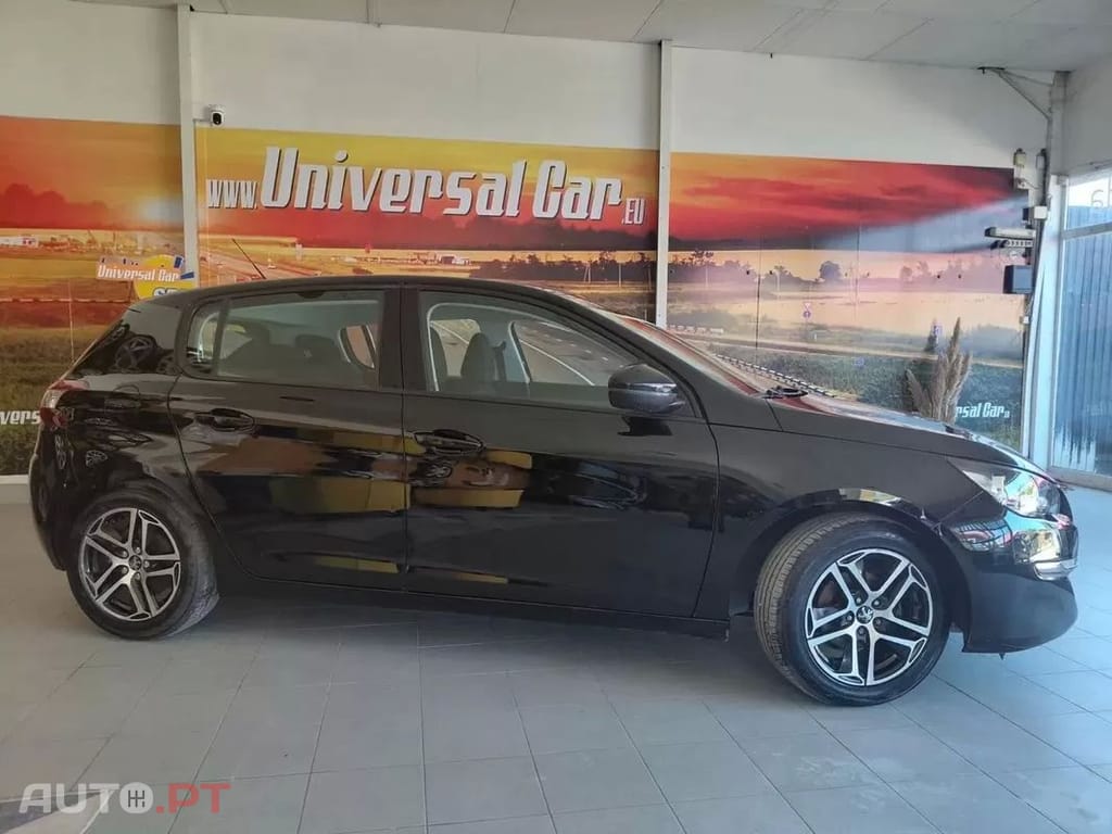 Peugeot 308 1.2 PureTech Style foto 3