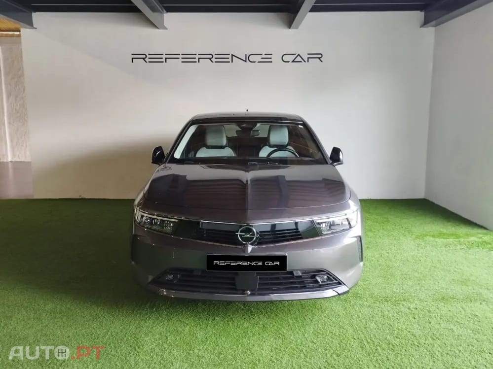 Opel Astra 1.6 T PHEV Elegance