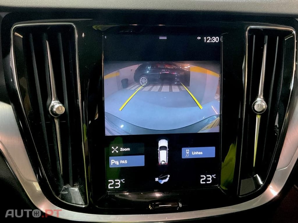 Volvo V60 2.0 T4 Momentum Plus