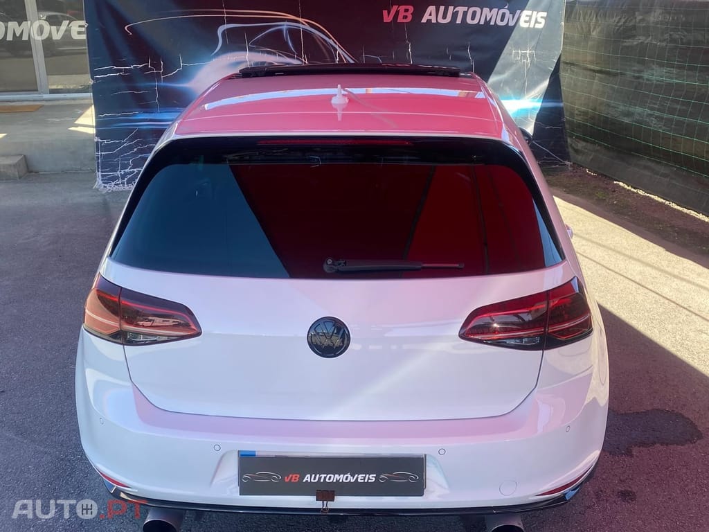 Volkswagen Golf 2.0 TSi GTi DSG Performance