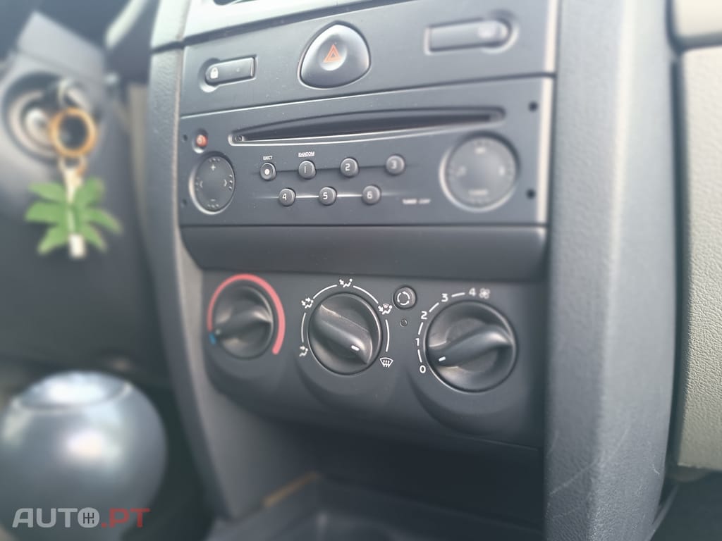 Renault Clio 1.2 16V Quickshift