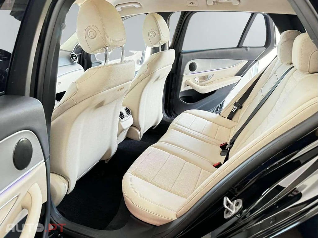 Mercedes-Benz E 300 De Avantgarde 