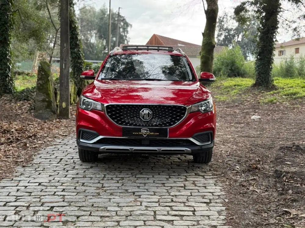 MG ZS Outro