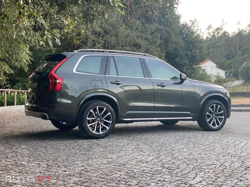 Volvo XC90 2.0 D4 Momentum