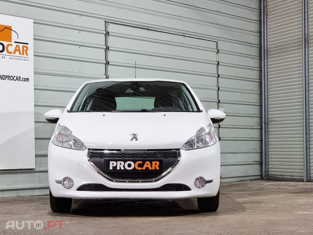Peugeot 208 1.6 e-HDi Pack