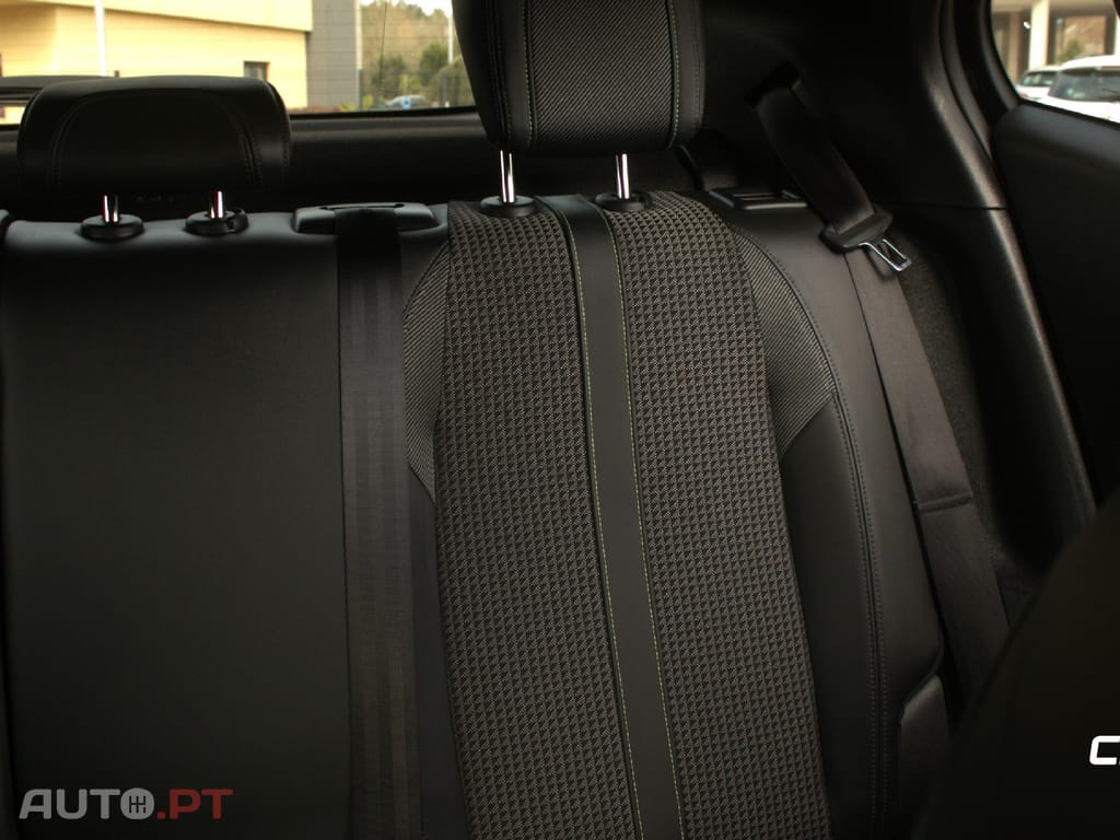 Peugeot 2008 1.5 BlueHDi GT Line EAT8