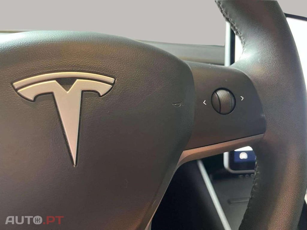 Tesla Model 3 Standard Range