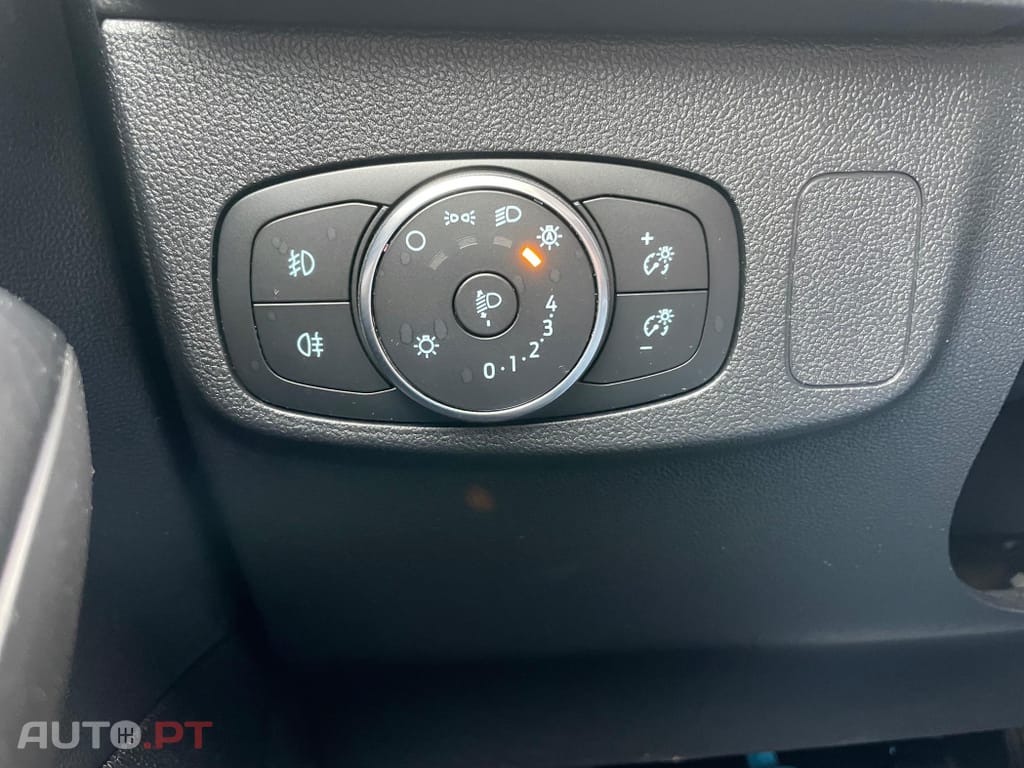 Ford Focus SW 1.5 TDCi EcoBlue ST-Line X