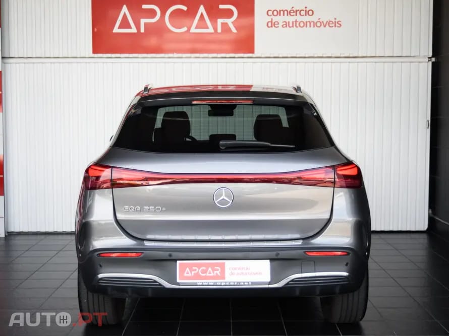 Mercedes-Benz EQA 250+ AMG Line