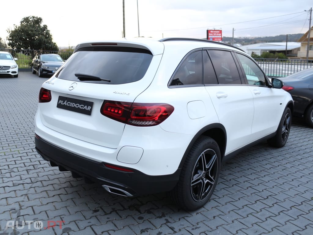 Mercedes-Benz GLC 300 de 4-Matic AMG Pack Night