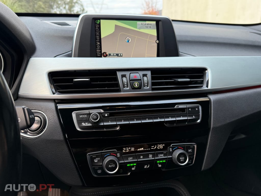 BMW X1 18 d sDrive Auto Pack M