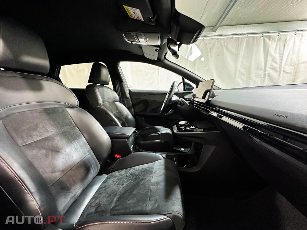 MG MG4 64 kWh XPower Luxury