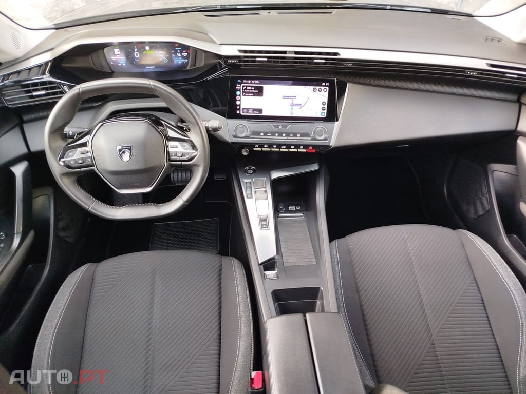 Peugeot 308 PureTech 130 EAT8 Active Pack