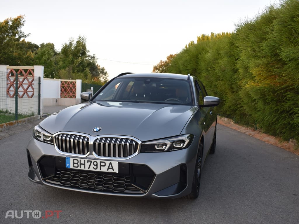 BMW 320 d Touring Pack Desportivo M Auto