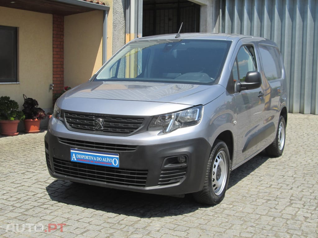 Peugeot Partner 1.6 HDI CARPLAY 100CV