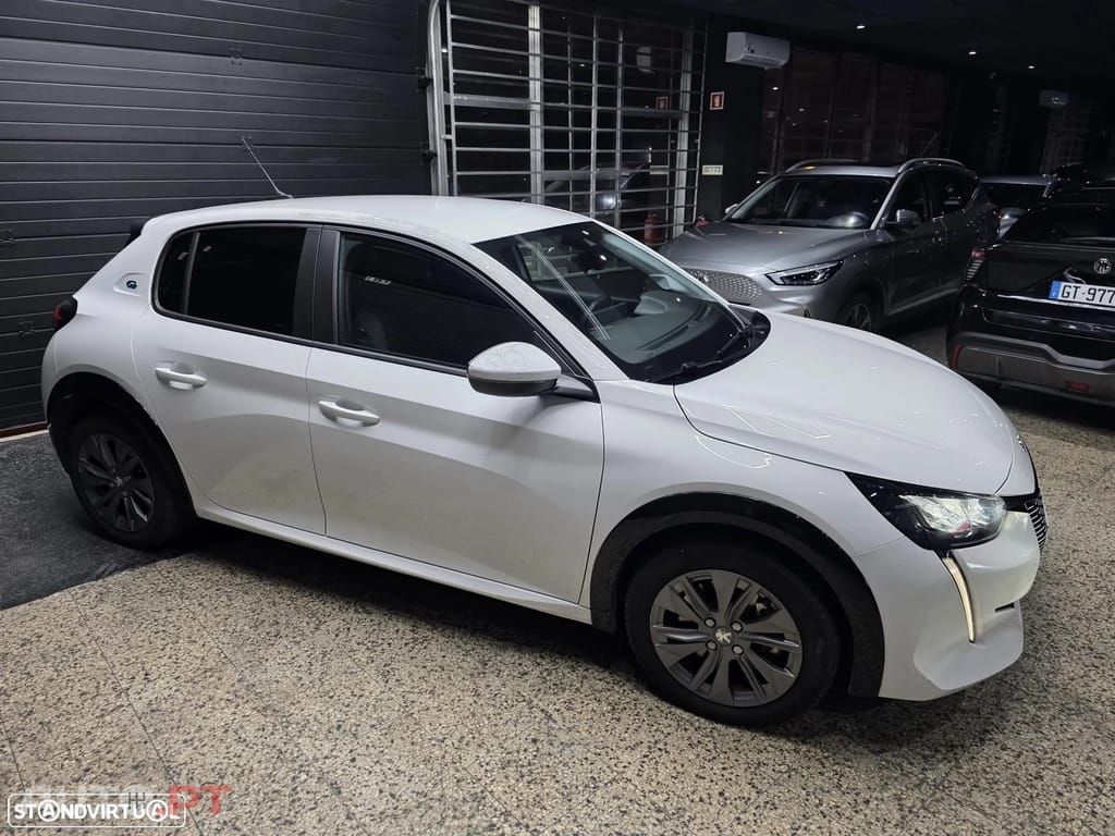 Peugeot E-208 50 kWh Style