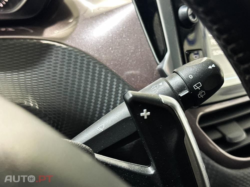 Peugeot 2008 1.6 e-HDi Allure 2-Tronic