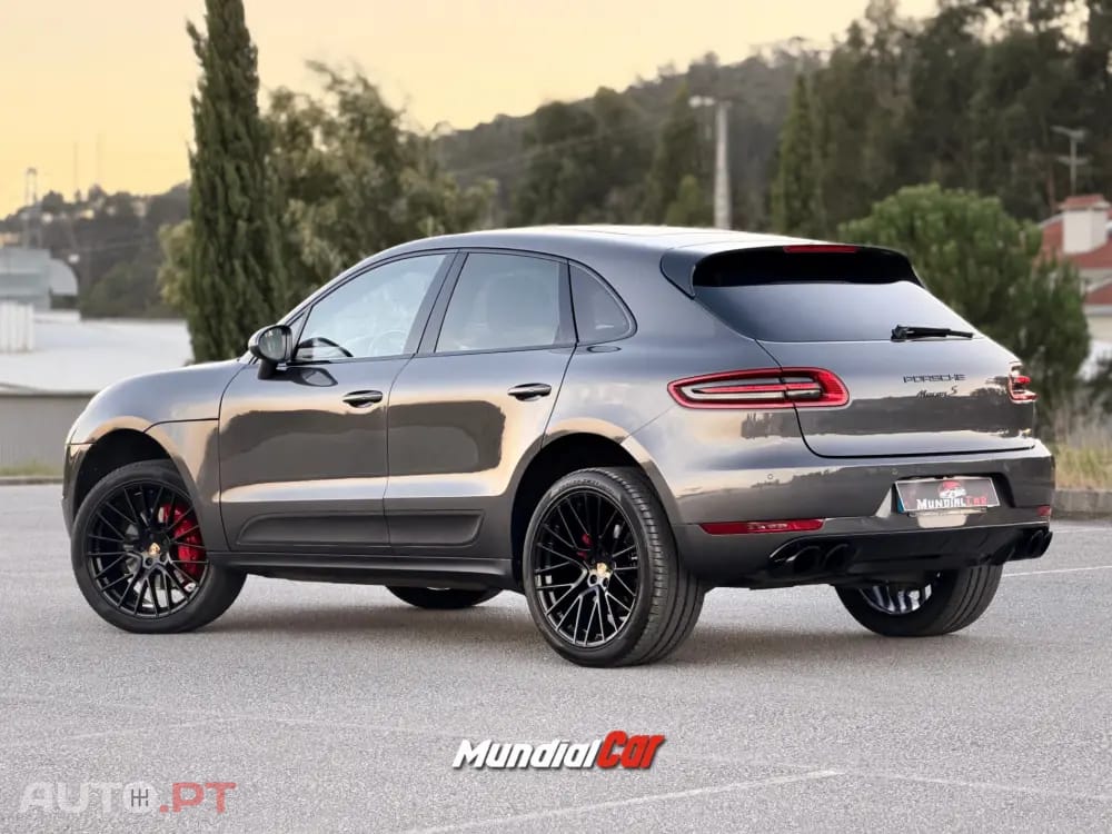 Porsche Macan S