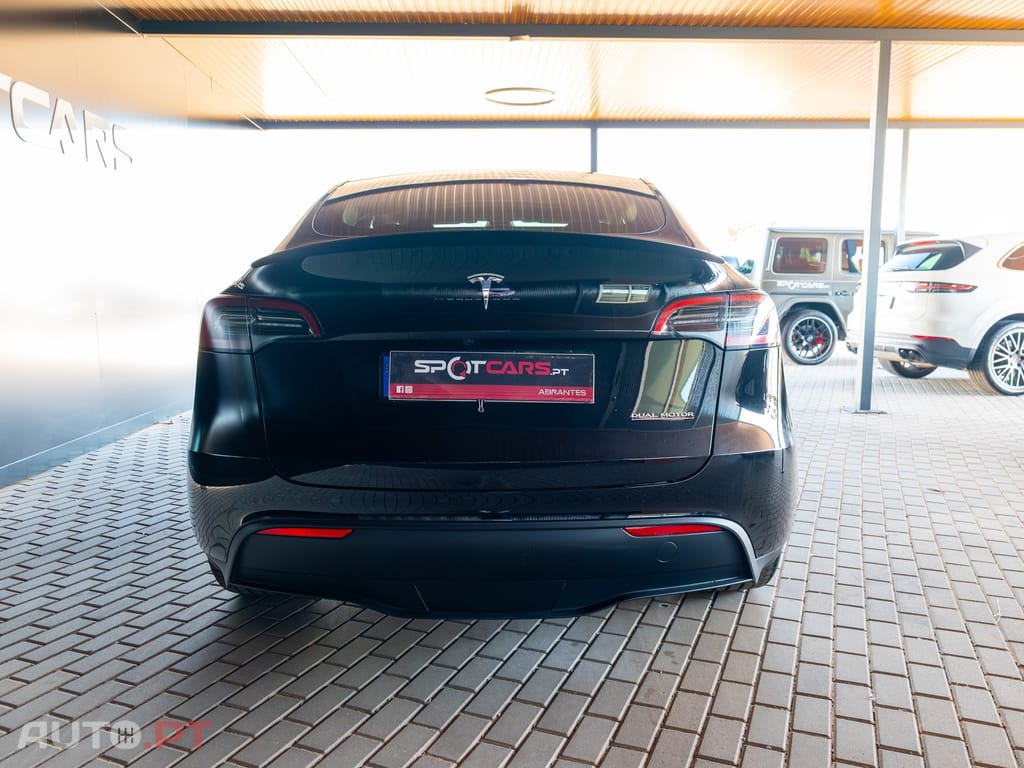 Tesla Model Y Performance Tração Integral
