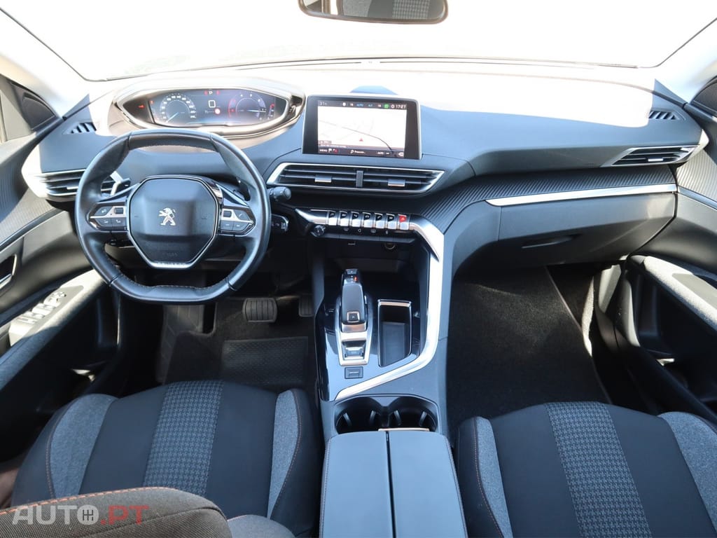 Peugeot 3008 PureTech 130 Stop & Start GPF EAT8 Active