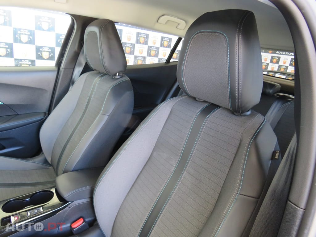 Peugeot 2008 1.5 BlueHDi Allure
