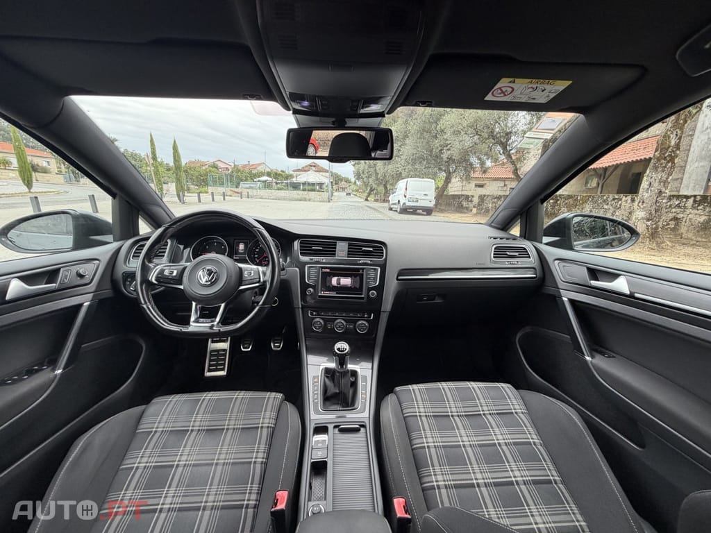 Volkswagen Golf 2.0 TDi GTD
