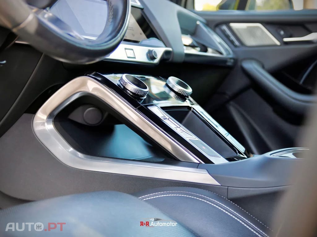 Jaguar I-Pace EV400 R-Dynamic HSE AWD