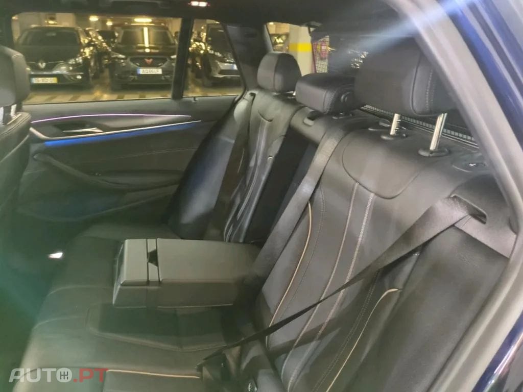 BMW 530 e Pack Desportivo M