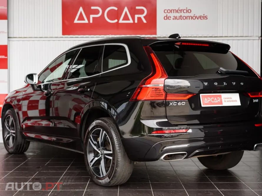 Volvo XC60 2.0 T8 PHEV R-Design AWD