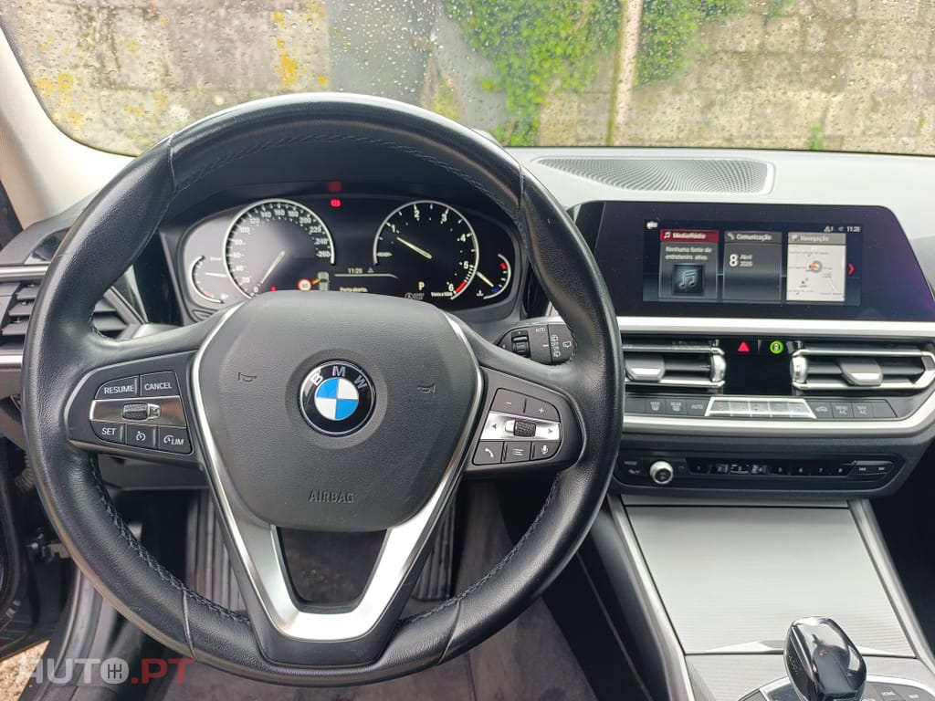 BMW 318 d Touring Line Sport Auto